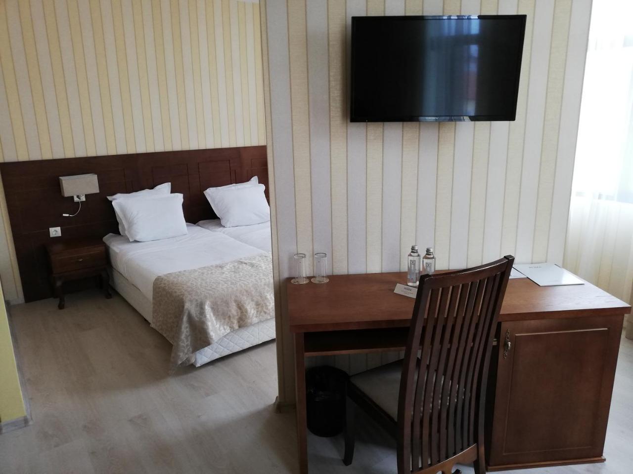 Hotel Plaza Burgas City Exterior foto